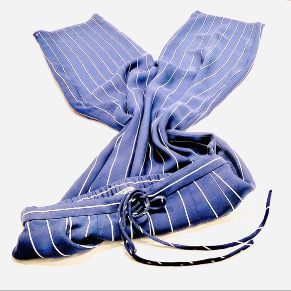 Saks Fifth Avenue Pants - Saks Folio Wide Leg Striped Lined Silk Slacks